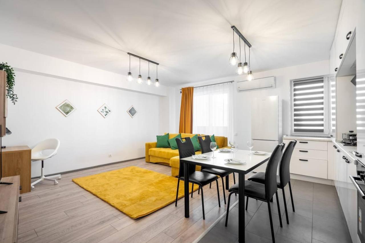 Carol New Building With Balcony Apartman Bukarest Kültér fotó